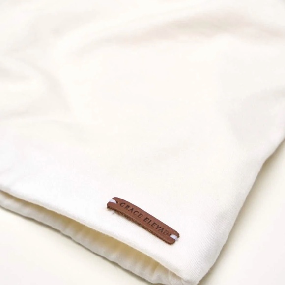 Grace Eleyae Off White Adjustable Satin-Lined Cap - NWT - Picture 3 of 5